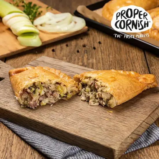 Bacon, Chicken & Leek Pasties (23215_P1)