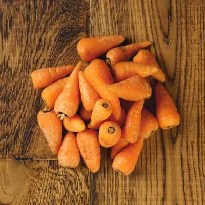 Chantenay Carrots ()