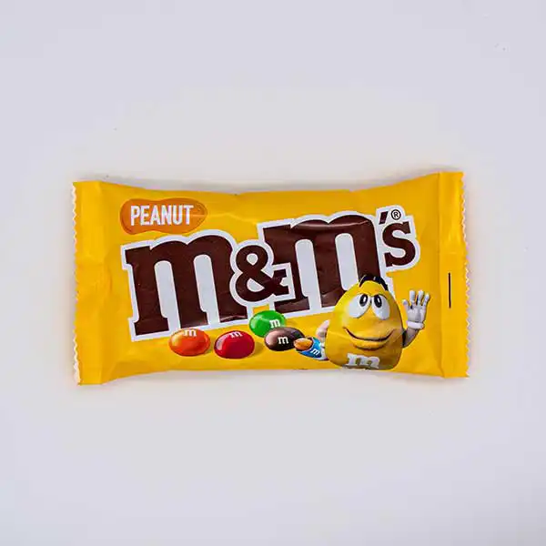 M&M's Peanut (AG0012_P2)