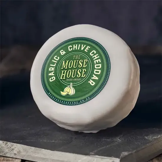 Garlic & Chive Cheddar Cheese (Z32994_P2)