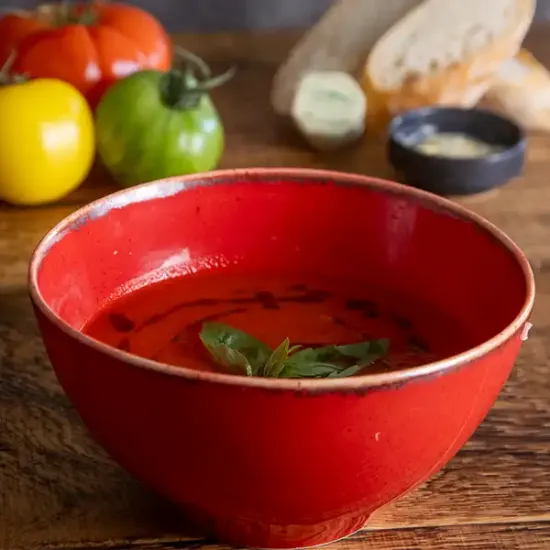 Mediterranean Tomato & Red Pepper Soup (0417p1)