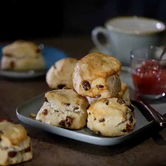Vegan Sultana Scones (1199p1)