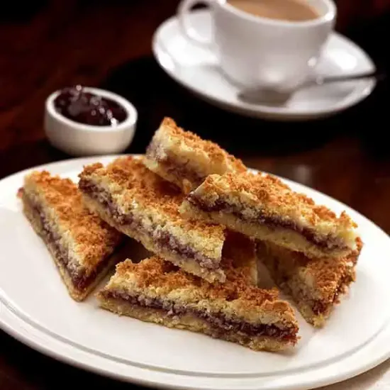 Raspberry & Coconut Slice (1107p1)