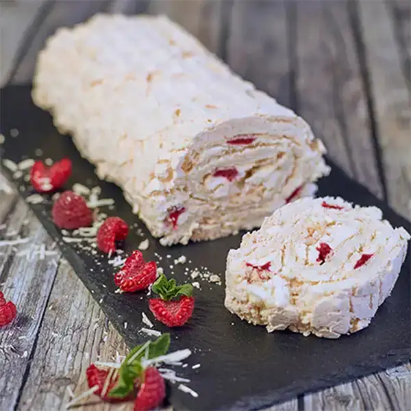 Raspberry & White Chocolate Roulade (raspberry--white-chocolate-rouladep1)