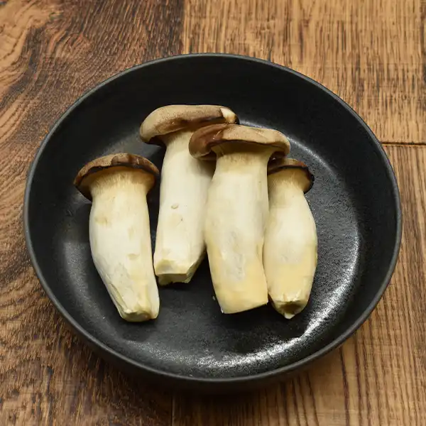 King Oyster Mushrooms (v2739p1)