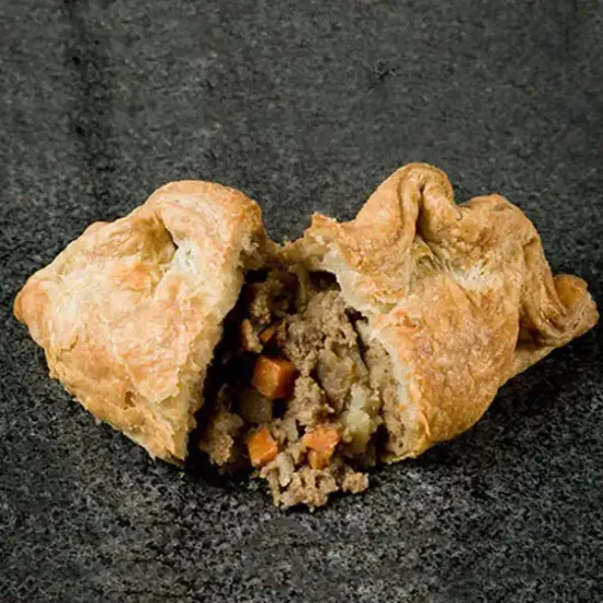 Beef & Vegetable Pasties (065540p1)