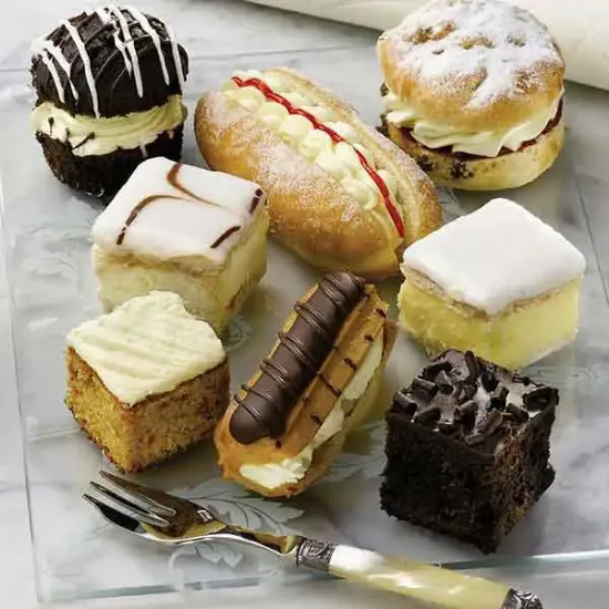 Mini Cake Assortment (25520p1)