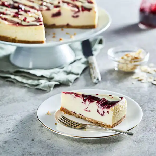 Cherry Bakewell Cheesecake (165495p1)