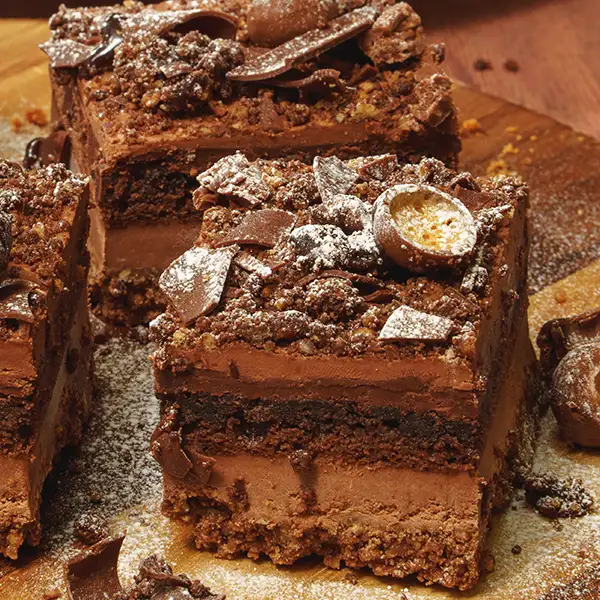 Chocolate Junkyard Cake (74100p1)