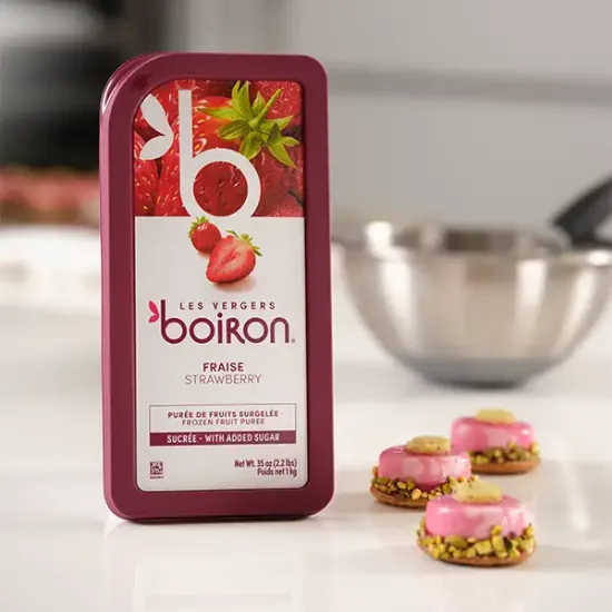 Strawberry Frozen Fruit Puree (02034p1)