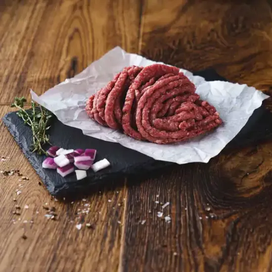 British Beef Burger Mix with Red Onion - Avg. 1kg+  (bb4574p5)