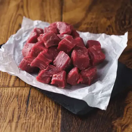 Diced British Beef Stewing, Hand-Cut (Chunks) - Avg. 1kg+ (bcut1cp5)