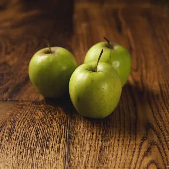 Large Golden Delicious Apples (v1699p1)