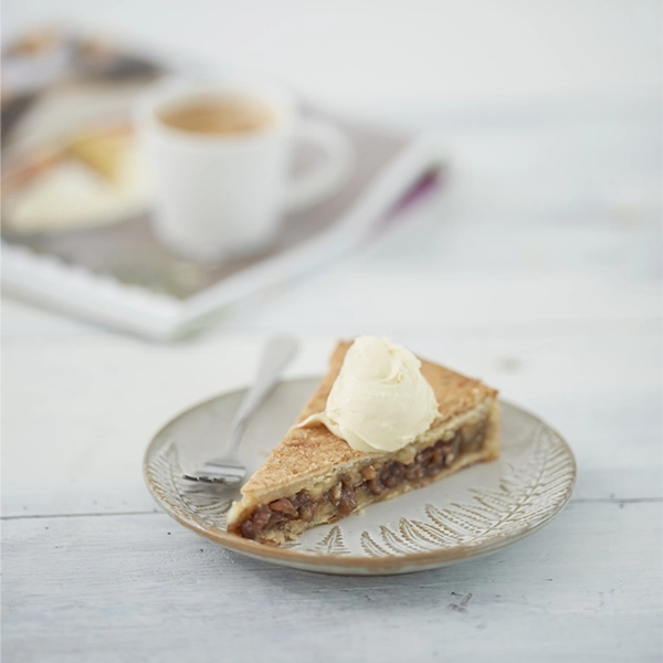 Winter Spiced Apple & Mincemeat Tart (74089p1)