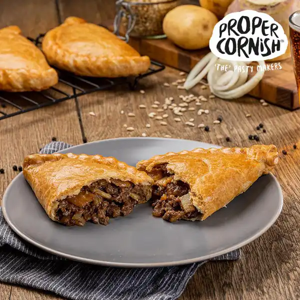 Steak & Skinners Ale Pasties (23216p1)