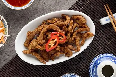 Crispy shredded beef with sweet chilli sauce.