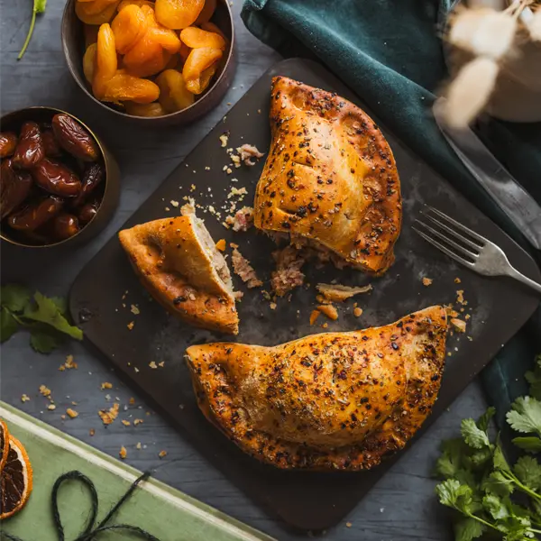 The Original Baker Yuletide Pork & Apricot Pasty (the-original-baker-yuletide-pork--apricot-pastyp1)
