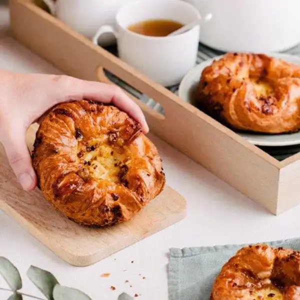 Vegan Vanilla Danish Crowns (36976p1)