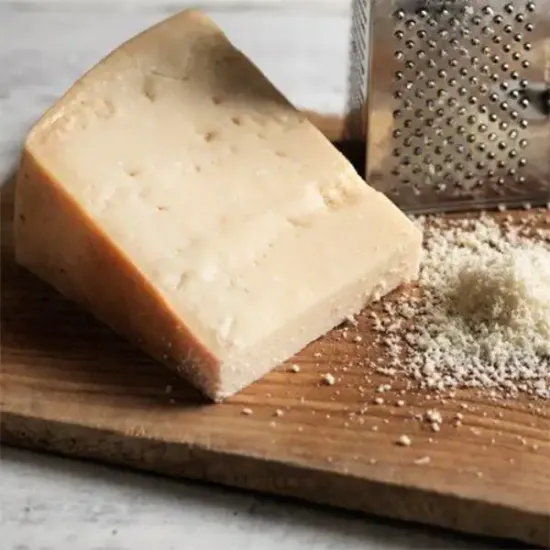 Grana Padano Block (Parmesan Style) (z32896p5)
