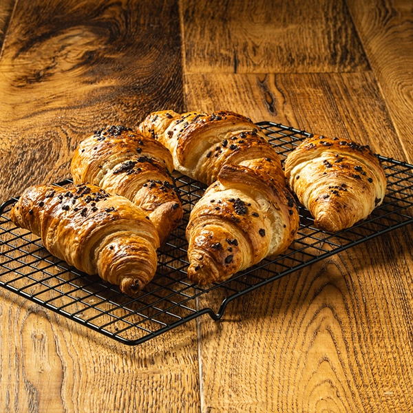 Chocolate Croissant (9017p1)