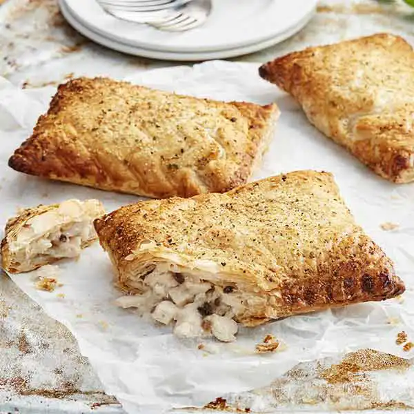 Chicken & Mushroom Slices (23256p1)