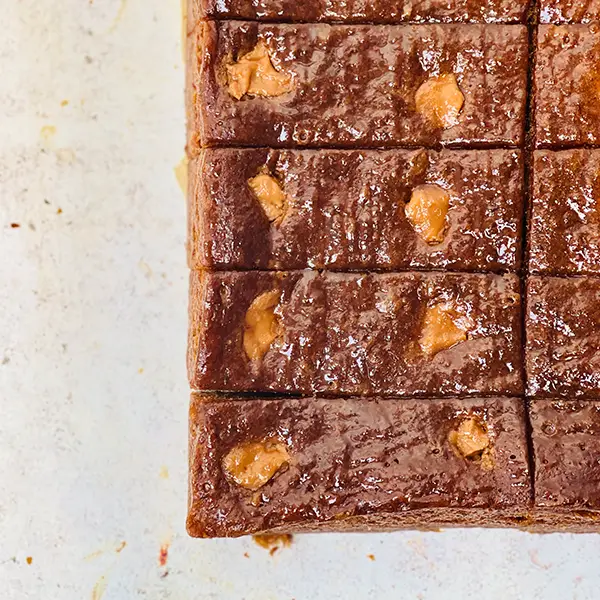 Banana & Peanut Butter Traybake (343580p1)