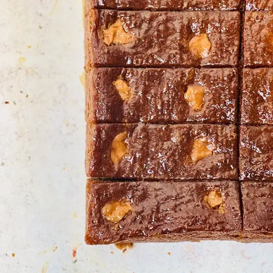 Banana & Peanut Butter Traybake (343580p1)