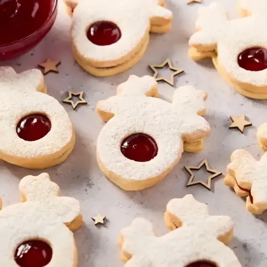 Rudolph Shaped Shortbread Biscuits (11946p1)