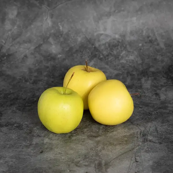 Golden Delicious Apples (v1502p1)