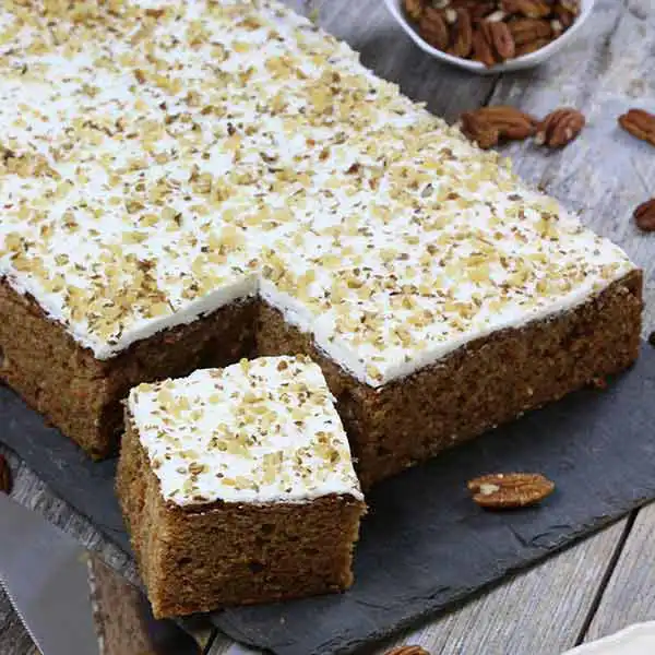 Carrot Tray Cake (7379p1)