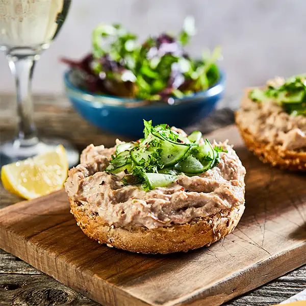 Tuna Mayonnaise (z2395p1)