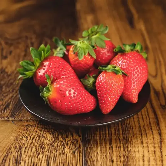Strawberries (v2498p1)