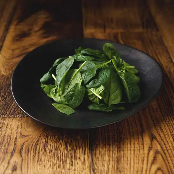 Unwashed Baby Spinach (v1477p5)