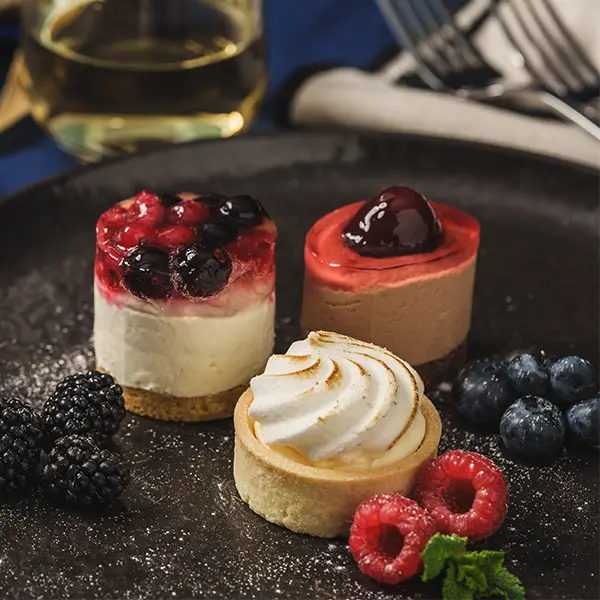 Trio of Mini Chocolate Desserts (8396p1)