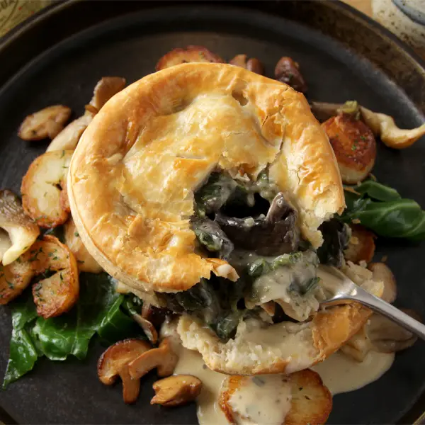Mushroom & Spinach Pies (56012p1)