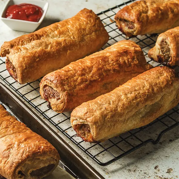 Lincolnshire Jumbo Sausage Rolls (585856p1)