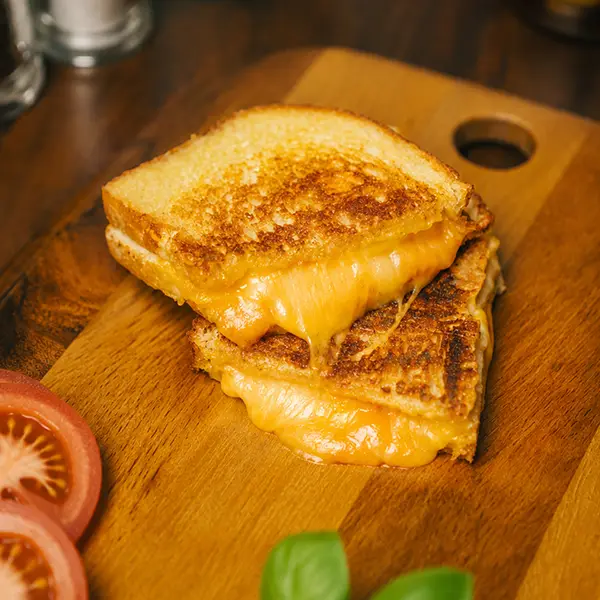 Ultimate Cheese Toastie (3667p1)