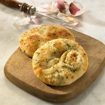 Picture of Baked Earth Round Mini Garlic & Coriander Naan Bread (80x35g)